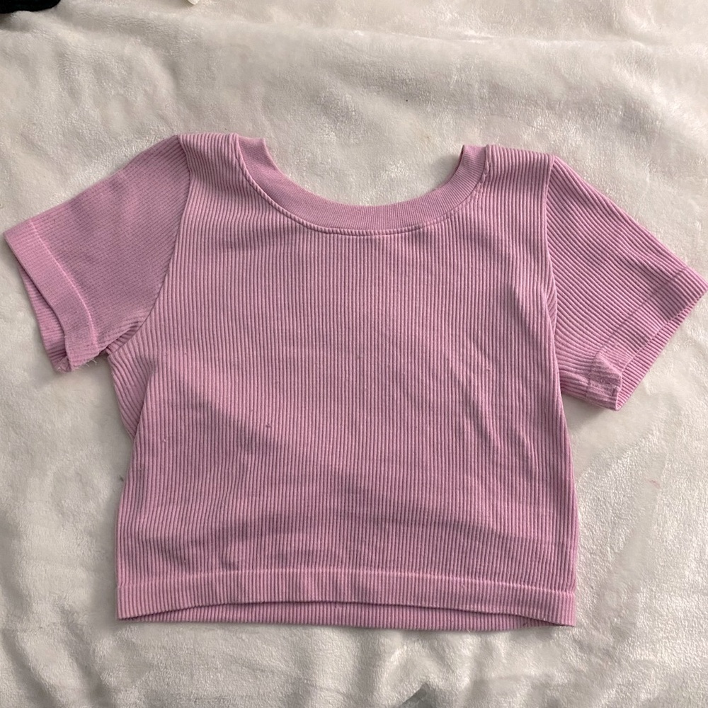 Ribbed pink active top